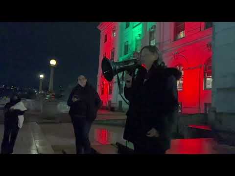Christmas Tree Lighting 03  Mendes Protest -