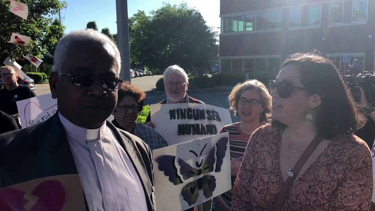 2018-06-14 Vigil to End Family Separation 02