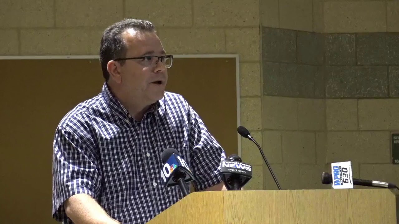 2018-09-17 North Smithfield anti-Nike 21