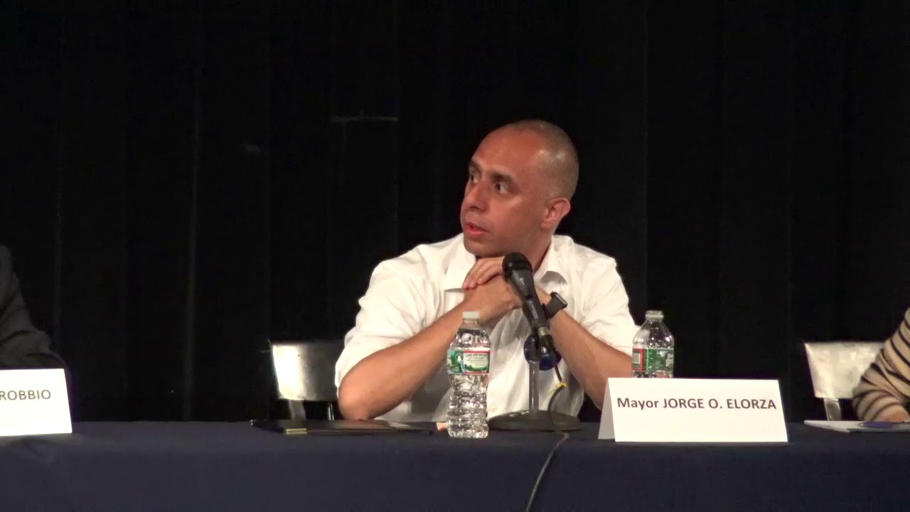 2018-09-04 PVD Mayoral Debate 08