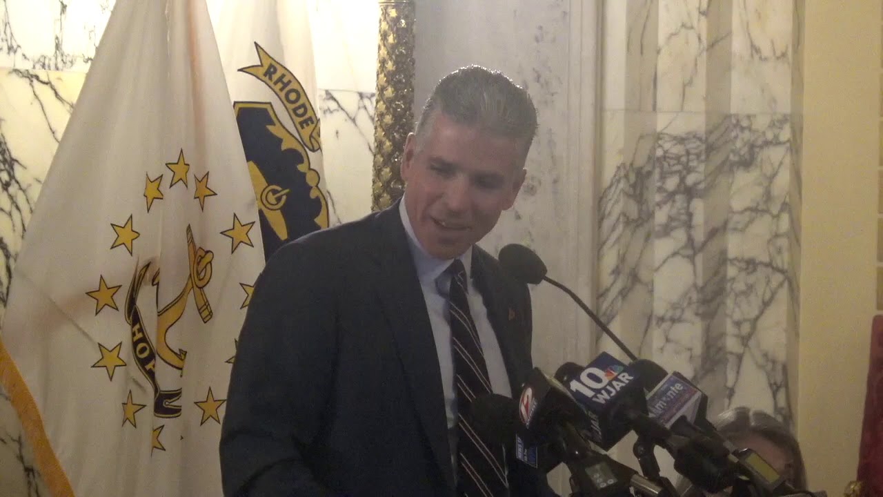 2020-02-13 Guns Raimondo and Neronha 04