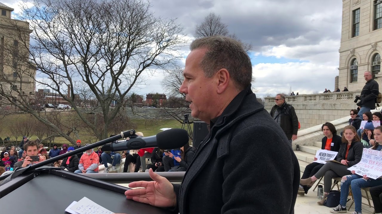 2018-03-24 March for Our lives RI 07 David Cicilline
