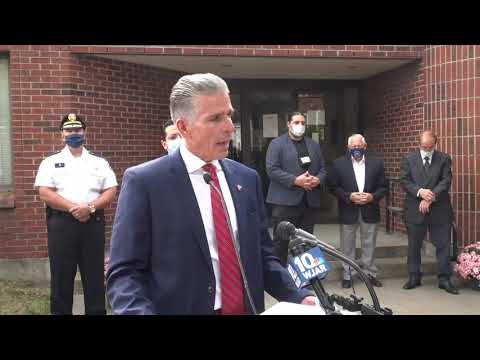 Nonviolence Institute Executive Director Cedric Huntley announces gun buyback program