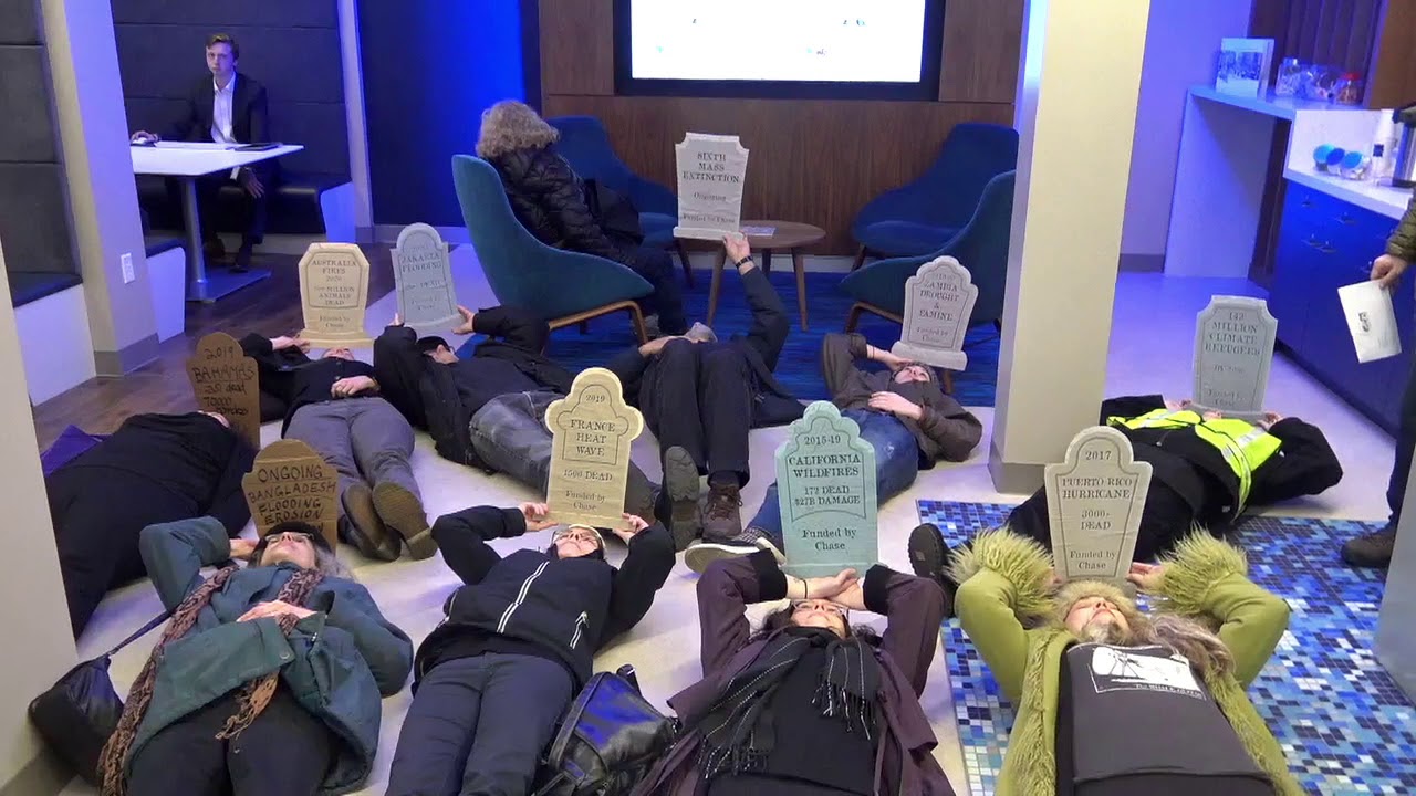 2020-01-31 Chase Bank Die-In 01