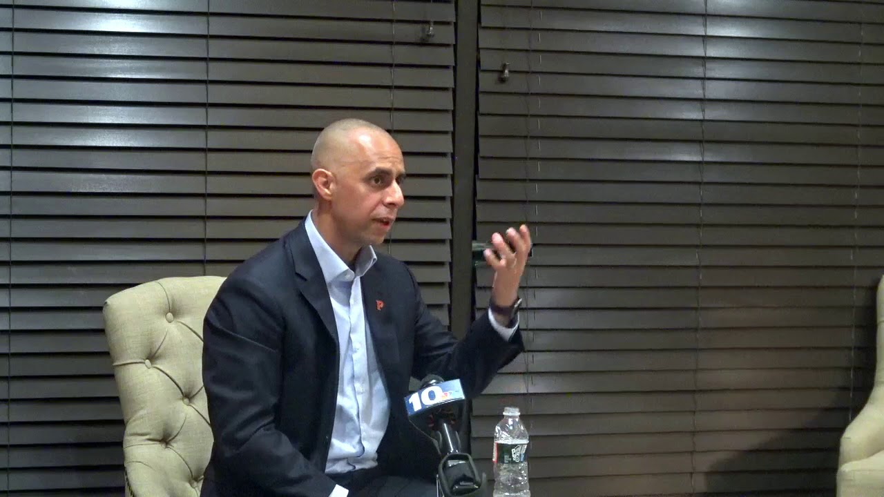 2019-10-15 Jorge Elorza PPD Takeover 05