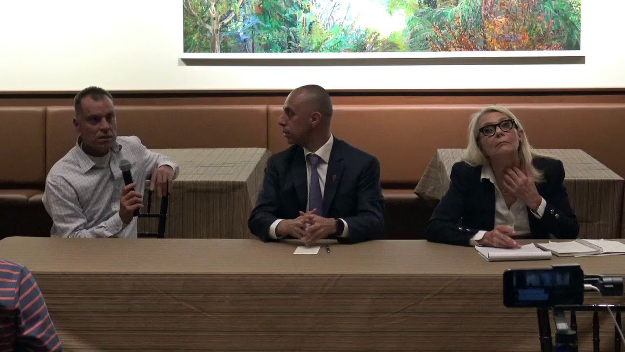 2018-10-09 Providence Mayoral Debate 04