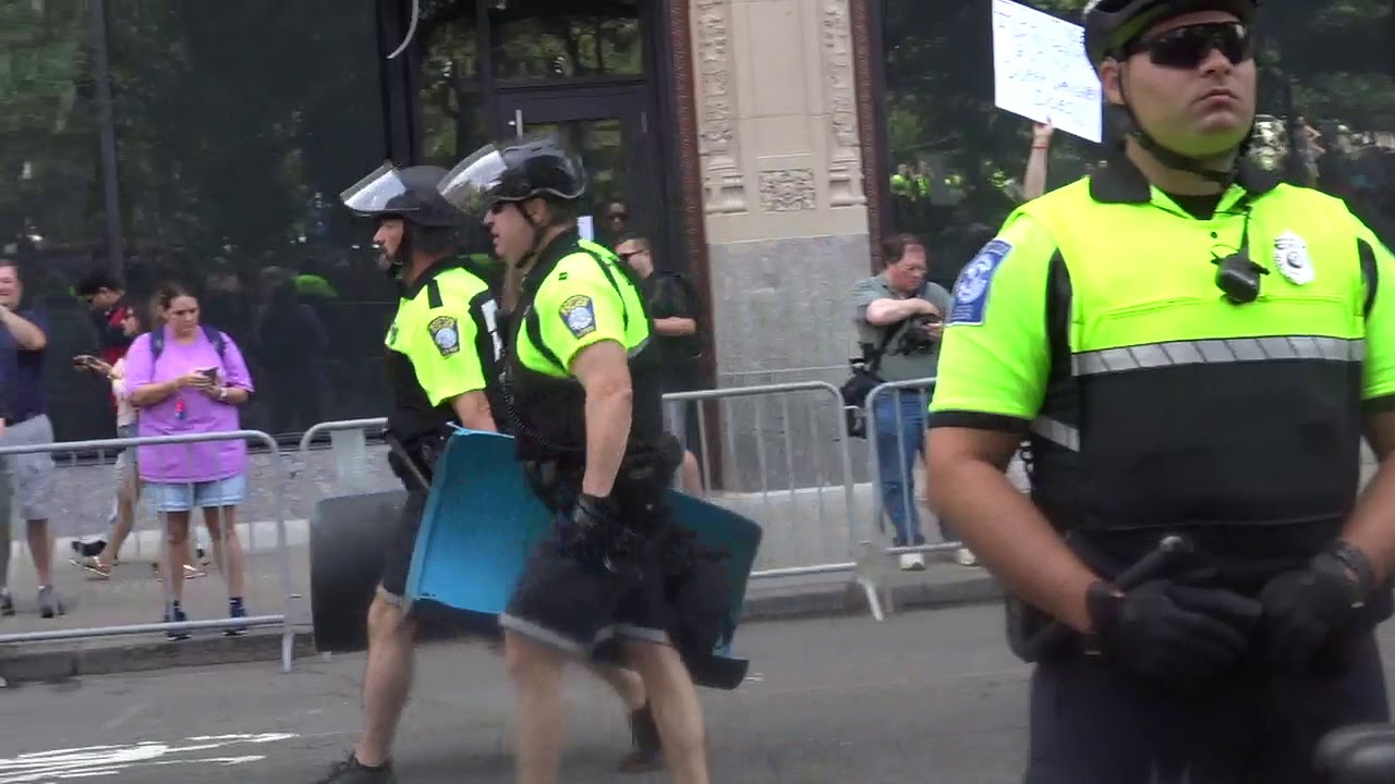 2019-08-31 Straight Pride? 08