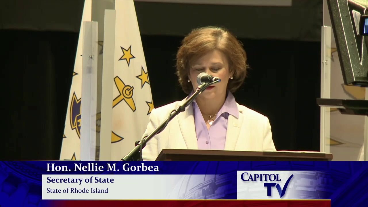 RI Secretary of State Nellie Gorbea Swears in New Representatives at First 2021 Meeting of RI House