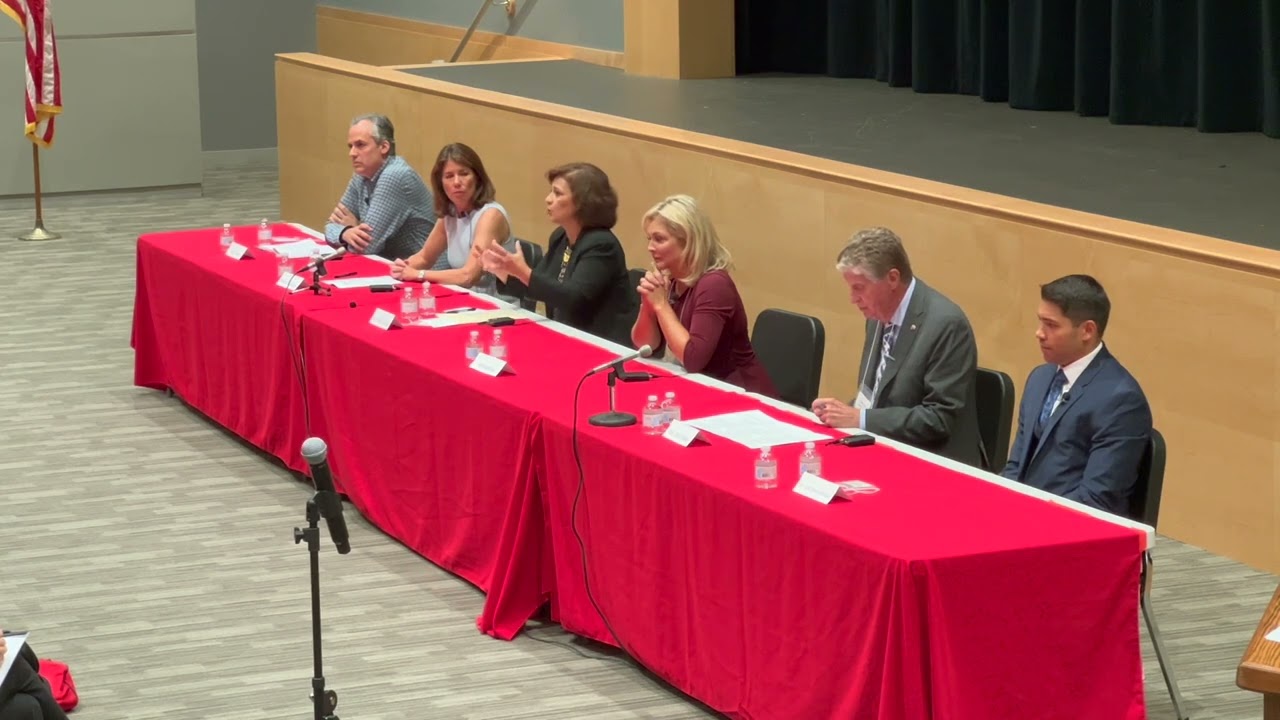 Senior Forum 01