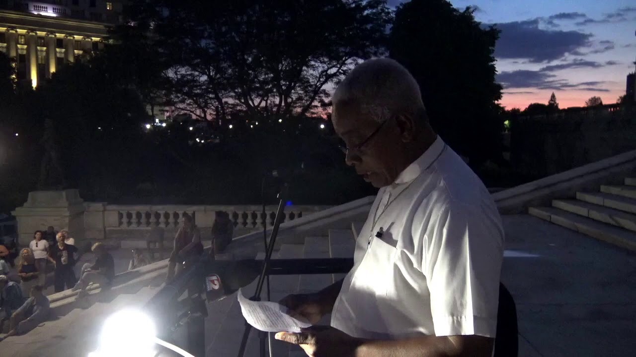 2019-07-12 Lights for Liberty 12