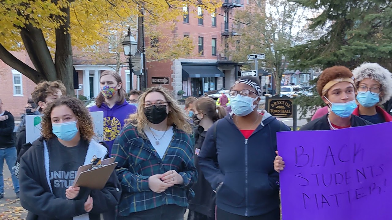 Students Chant 'Step Down' at Mt. Hope Student Union Protest