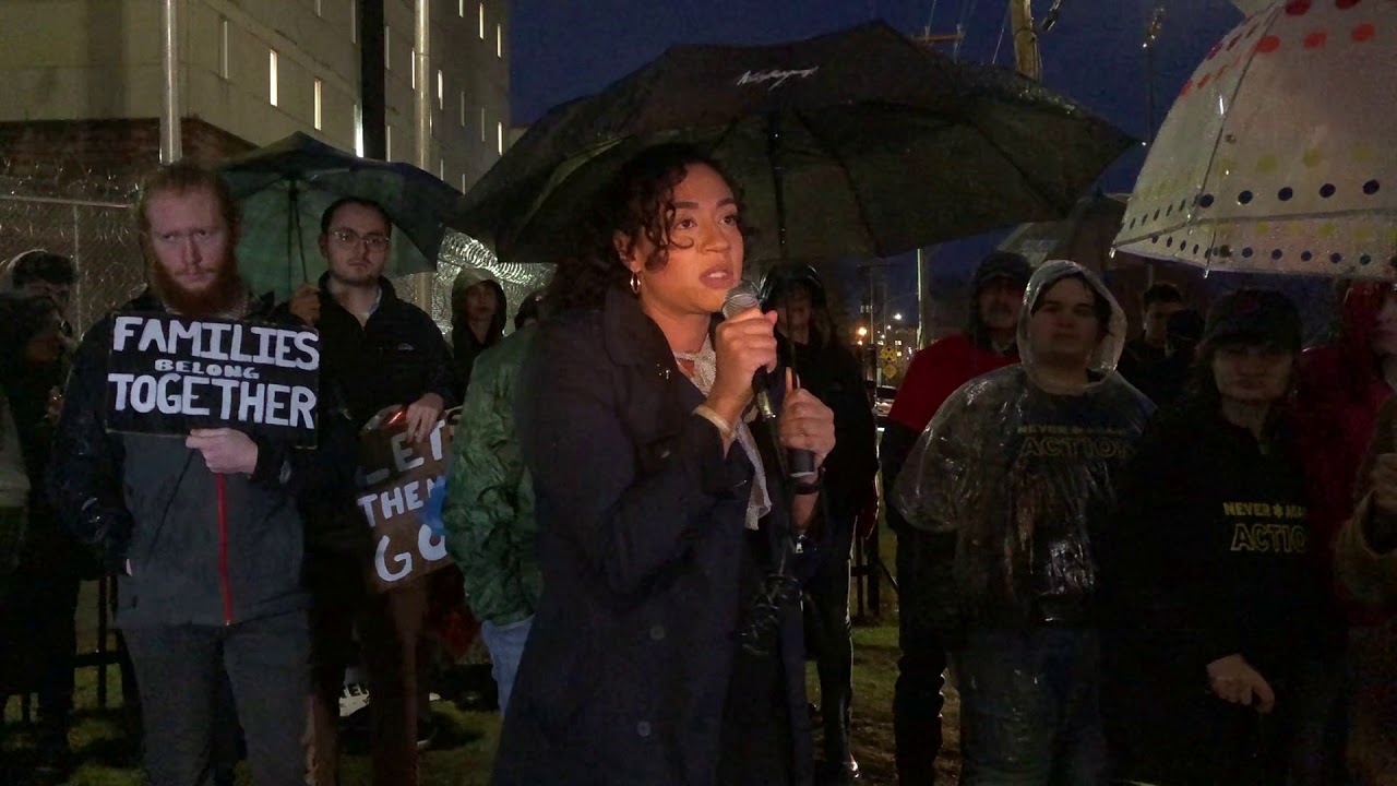 Never Again Action returns to the Wyatt Detention Facility 9/21