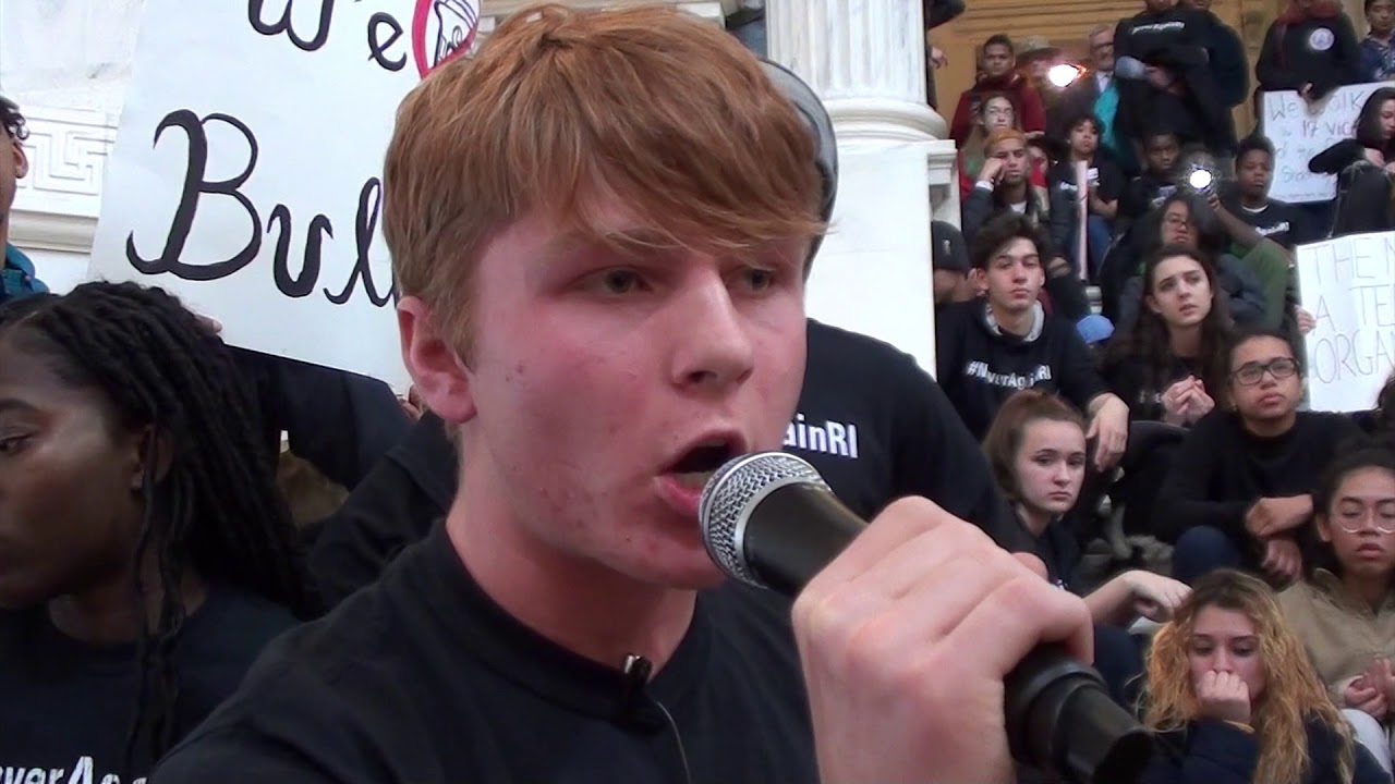 2018-03-14 Providence Walkout to End Gun Violence 02 Max Schmidhauser