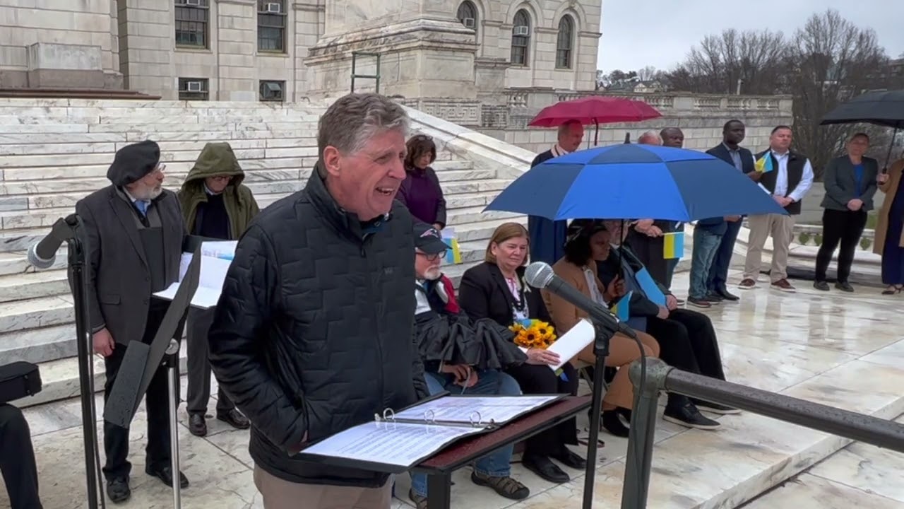 Vigil for Ukraine 04