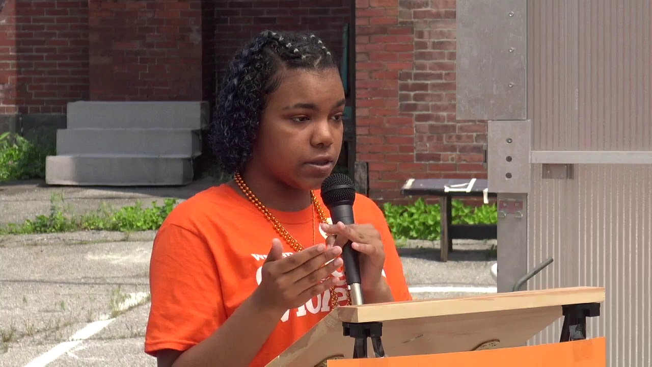 2019-06-02 Moms Demand - Wear Orange 02