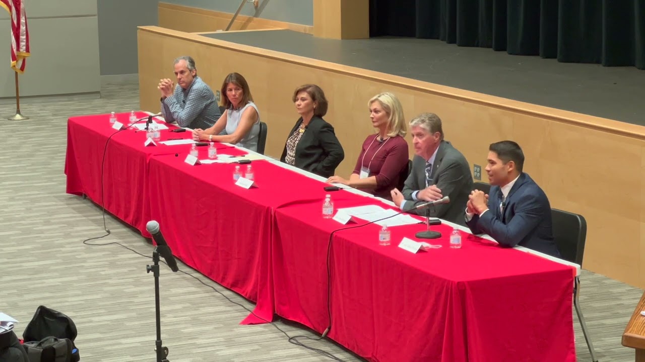 Senior Forum 32