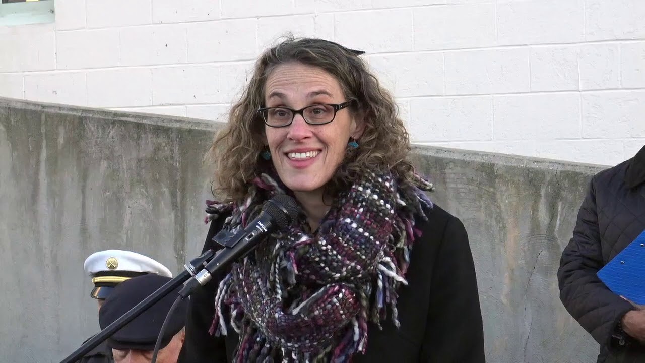 2019-03-18 Vigil for New Zealad 06 Sarah Mack