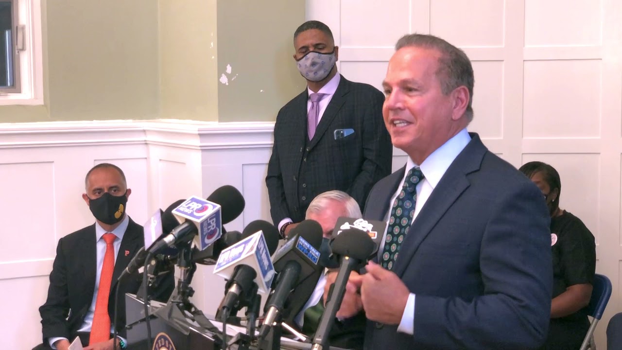 RI Congressional Delegation on Gun Violence 05