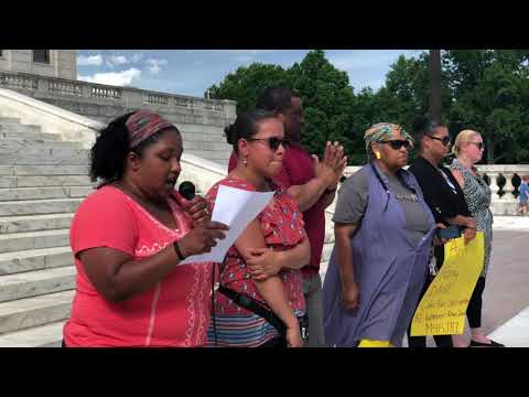 2018-06-20 Flood the State House EndFamilySeparation 15