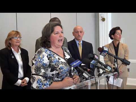 Full Press Conference - Governor Raimondo / Aquidneck Island Officials Regarding DPUC Report