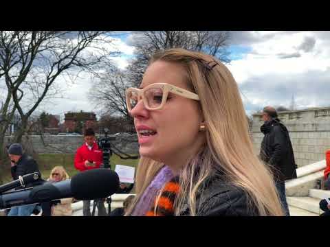 2018-03-24 March for Our lives RI 10 Nina Gregg