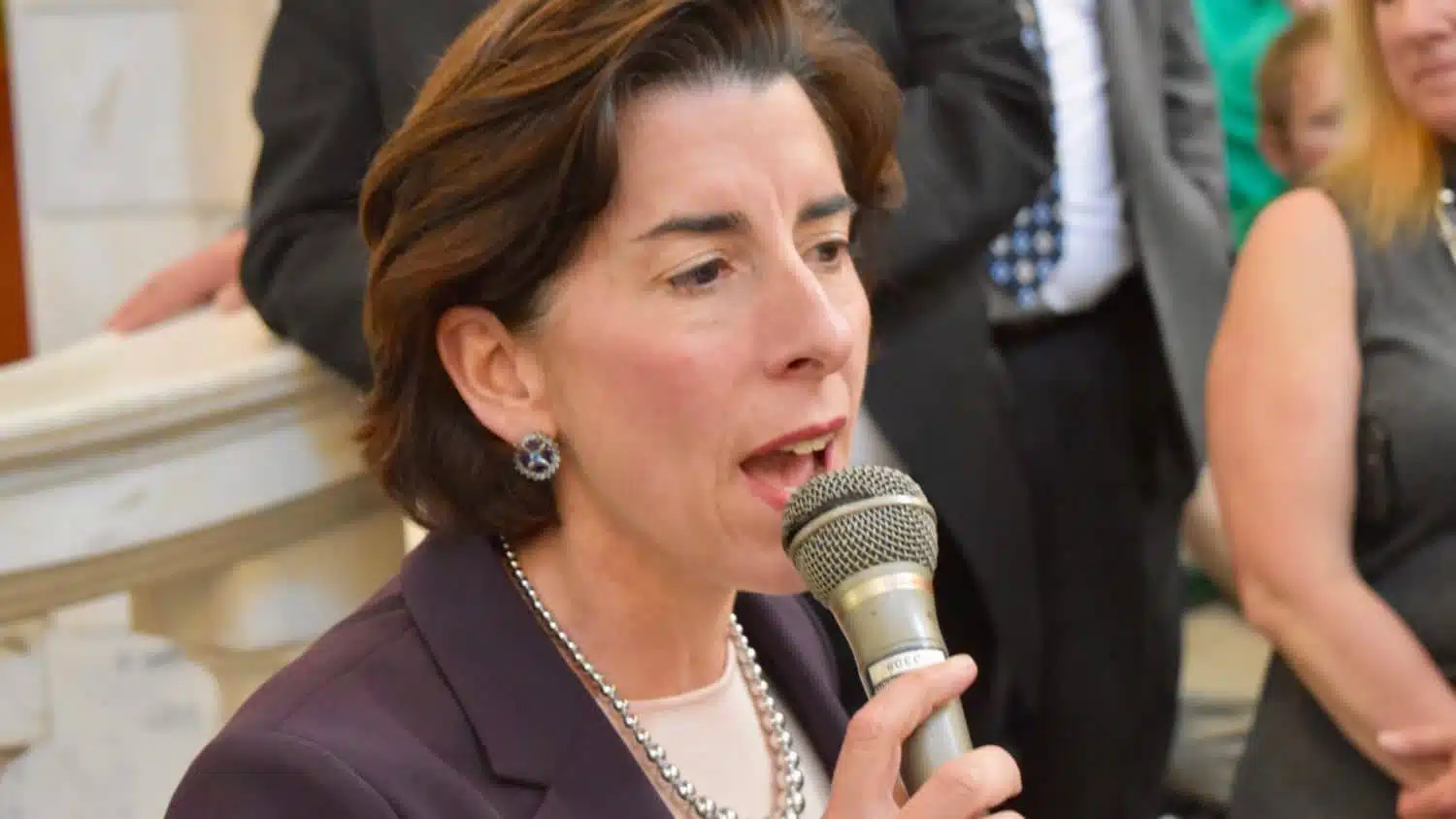 Raimondo joins with Democratic Governors to oppose Trump Administration domestic gag rule