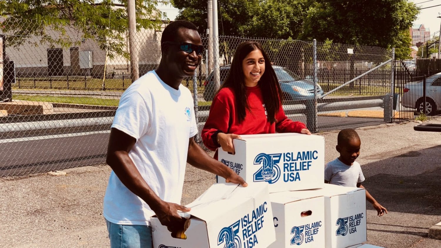Refugee Dream Center distributes Ramadan food boxes to Muslim refugees