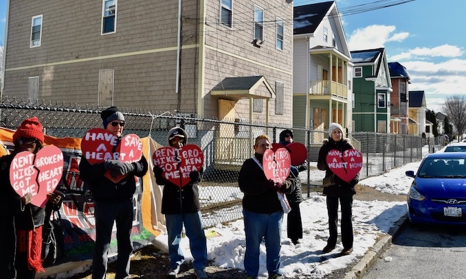 DARE, Southside residents rally for the restoration of low income apartments