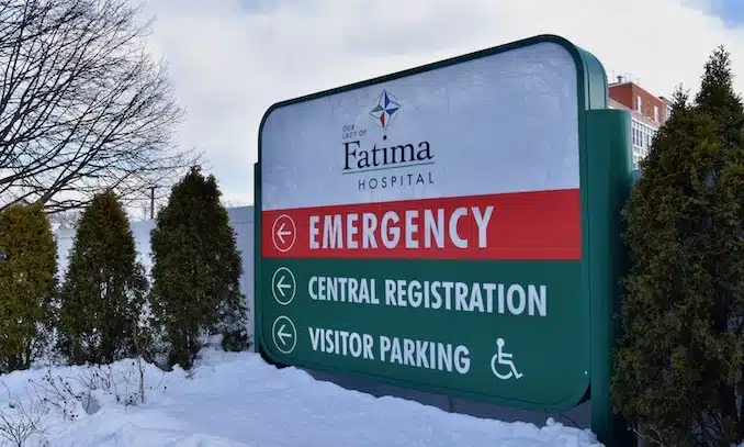 UNAP stages informational picket outside Fatima ahead of possible strike