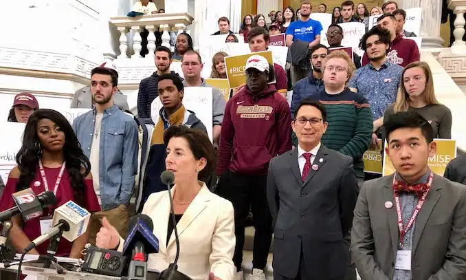 Rhode Island College students rally for RIC Promise