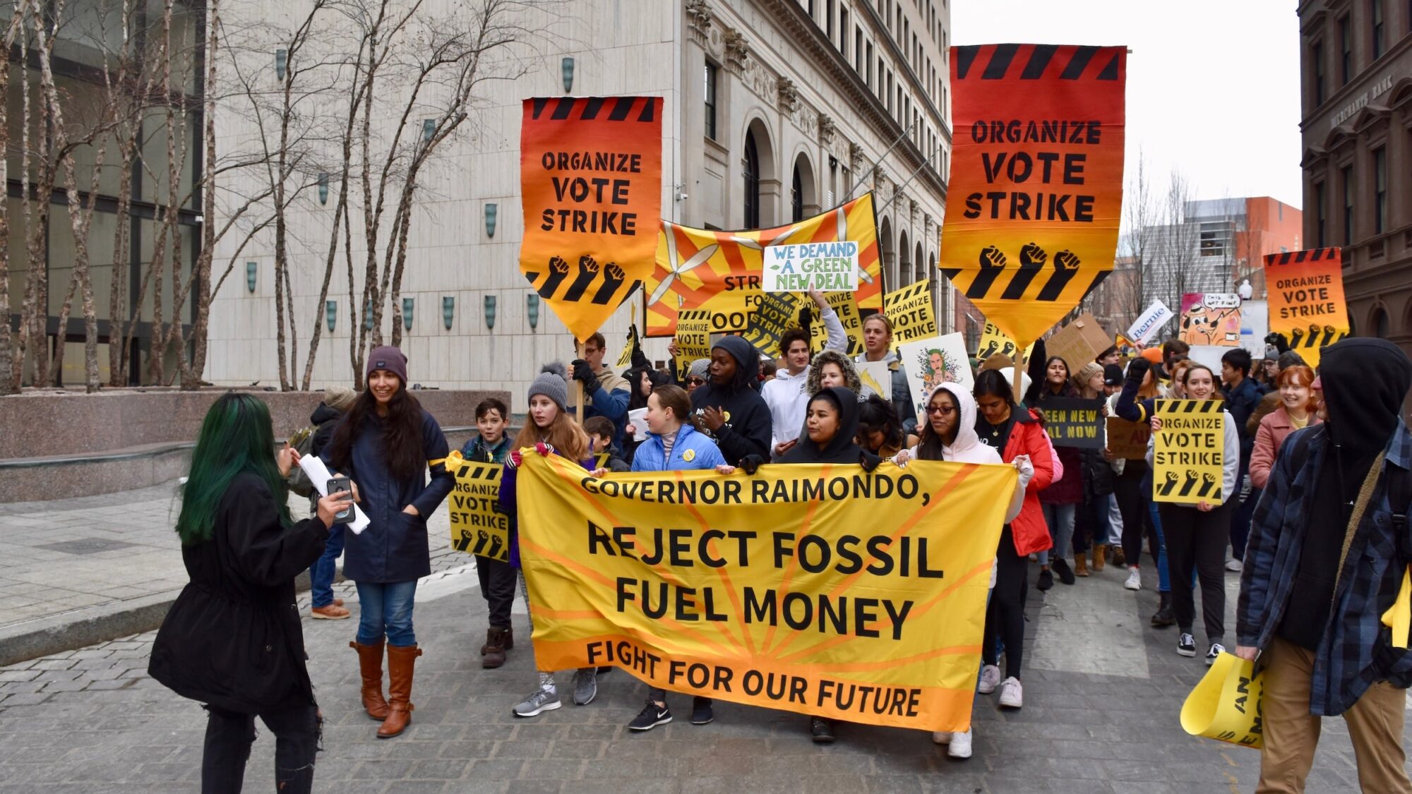 Rhode Island News: 14 members of Sunrise Providence arrested at State House after march and rally