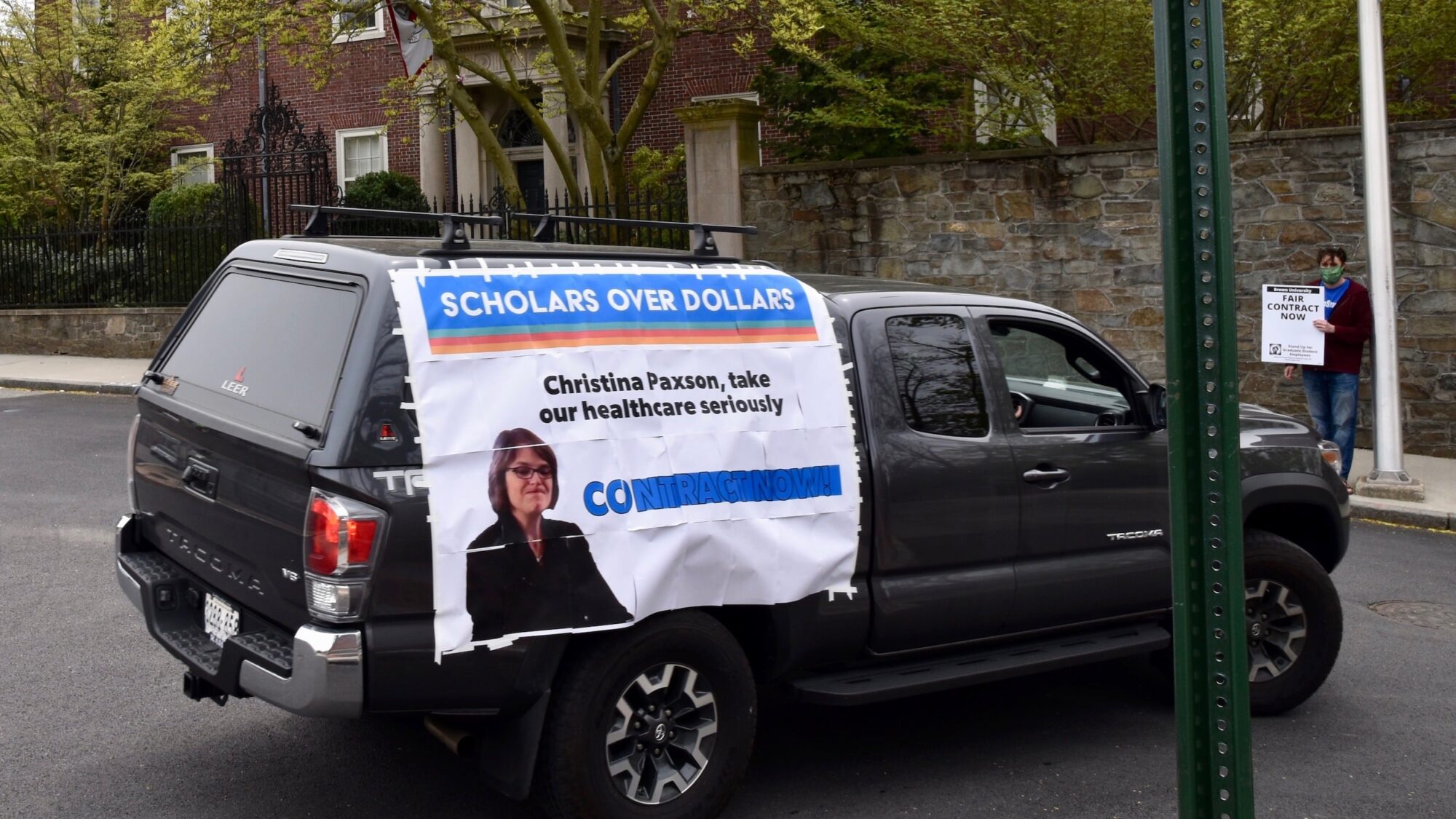 Rhode Island News: Grad Student Union holds car rally to protest Brown’s COVID-19 response