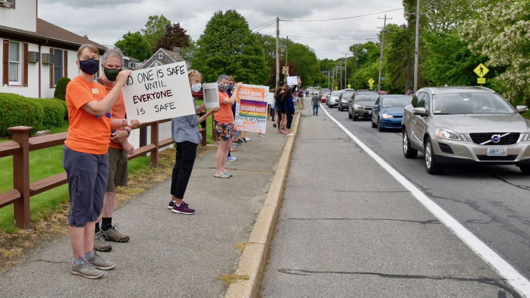 Rhode Island News: Over 1200 people line the streets in Barrington to assert that Black Lives Matter