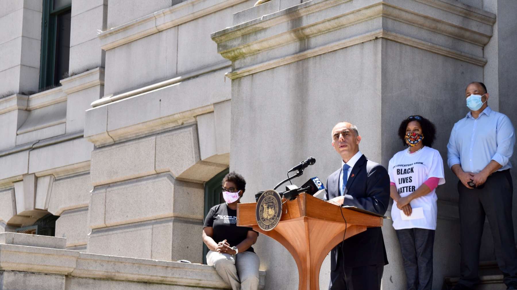 Mayor Elorza announces removal of “Plantations” from city documents and oath ceremonies