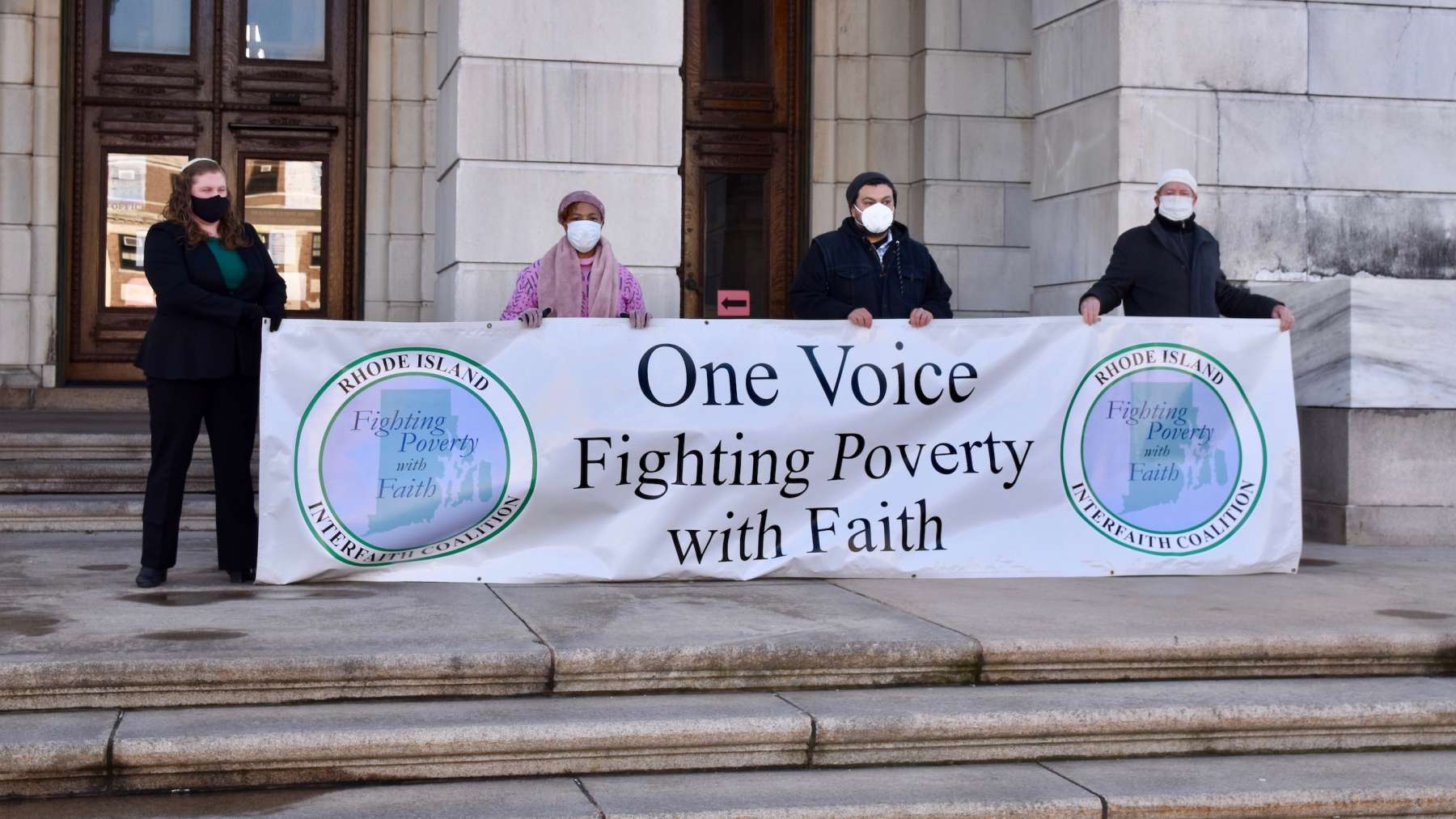 RI Interfaith Coalition to Reduce Poverty holds 13th annual Fighting Poverty with Faith Vigil