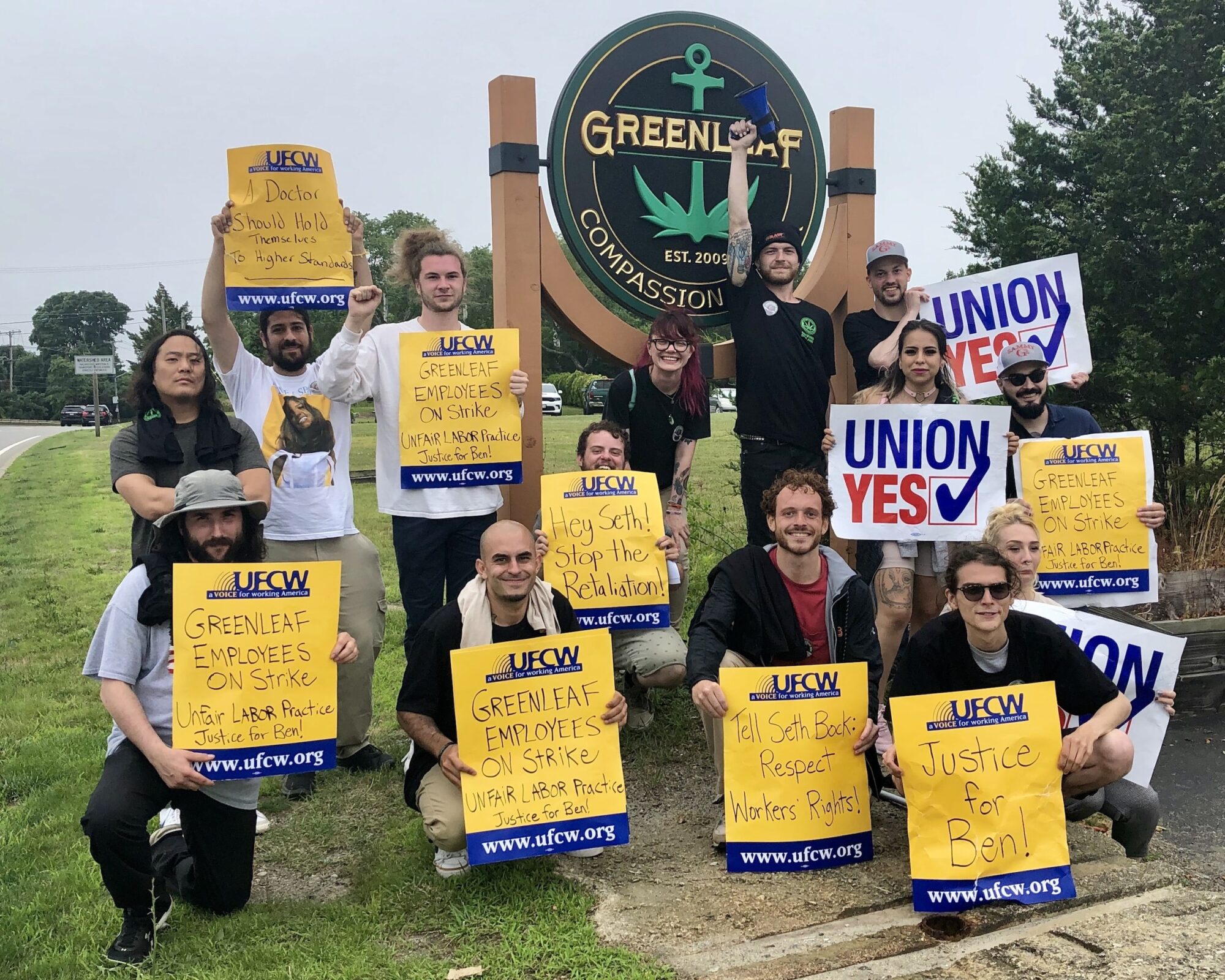 Rhode Island News: Greenleaf bosses fold, meet union demands in Portsmouth