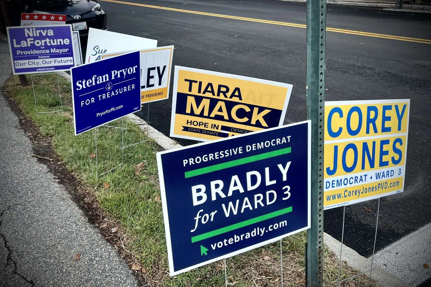 Progressives hold ground in RI’s Democratic primary