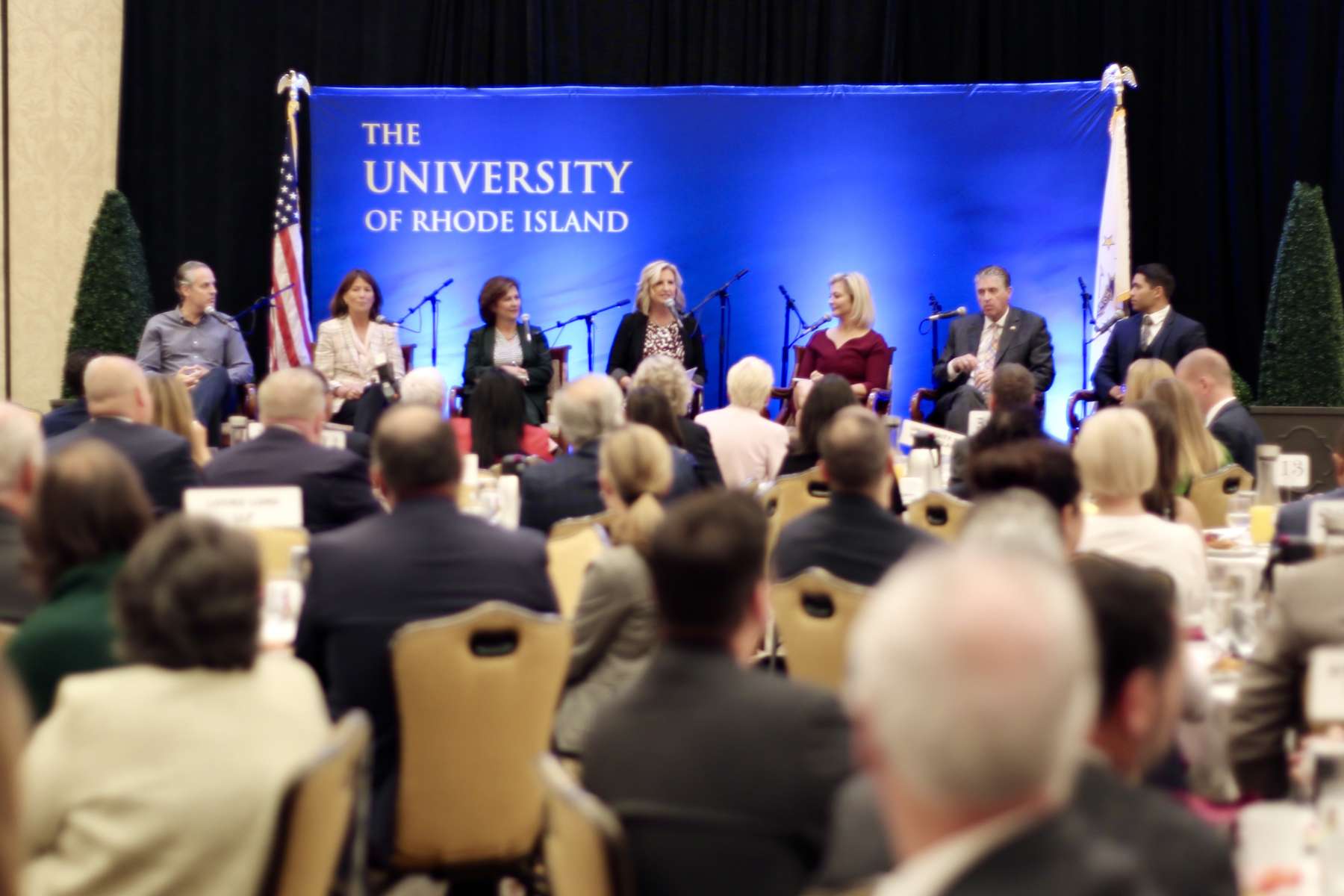 Candidates for governor tackle conservative economics at Chamber of Commerce Forum