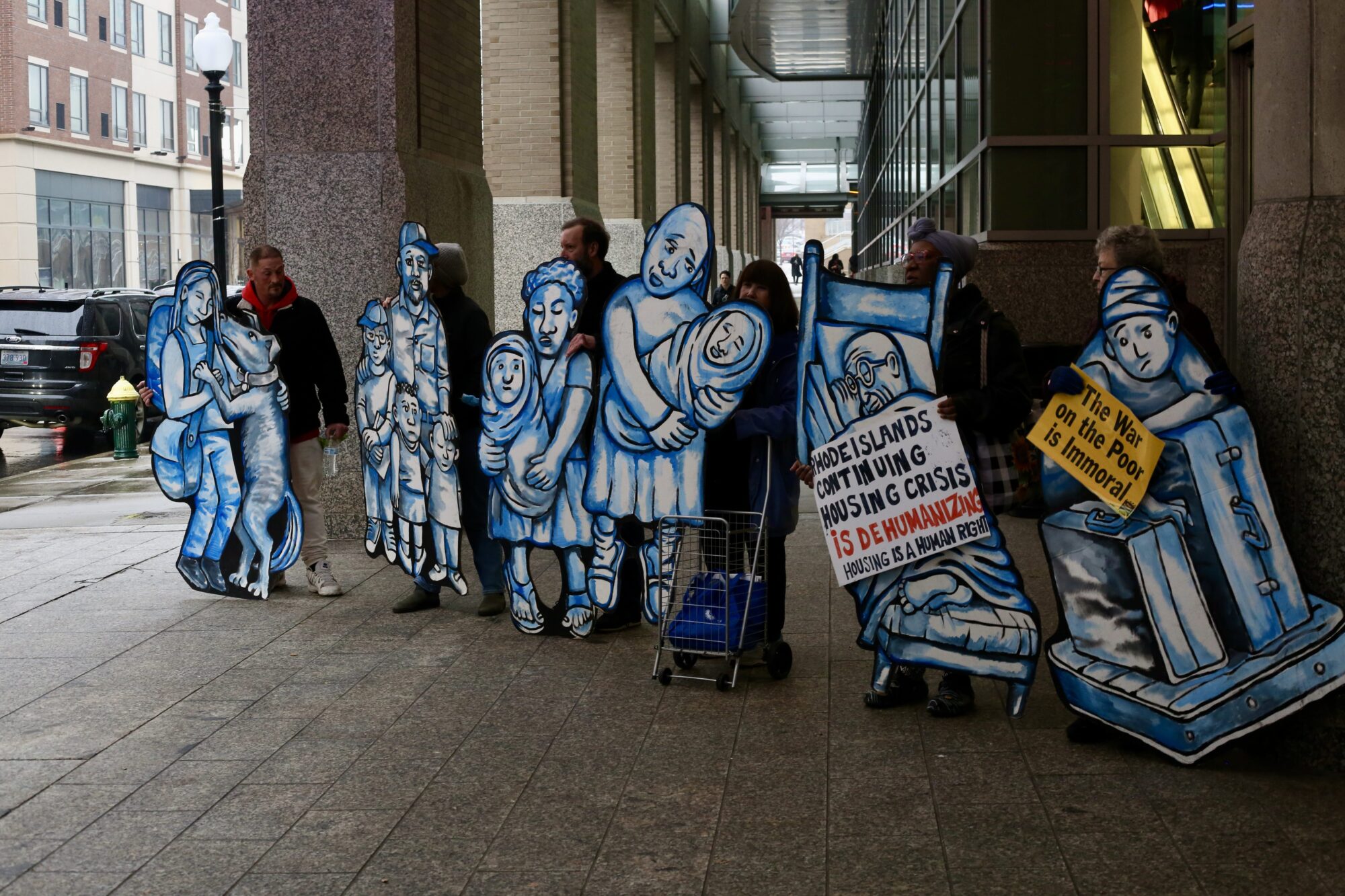 Rhode Island News: Governor McKee avoids constituents, sneaks into inauguration via back entrance