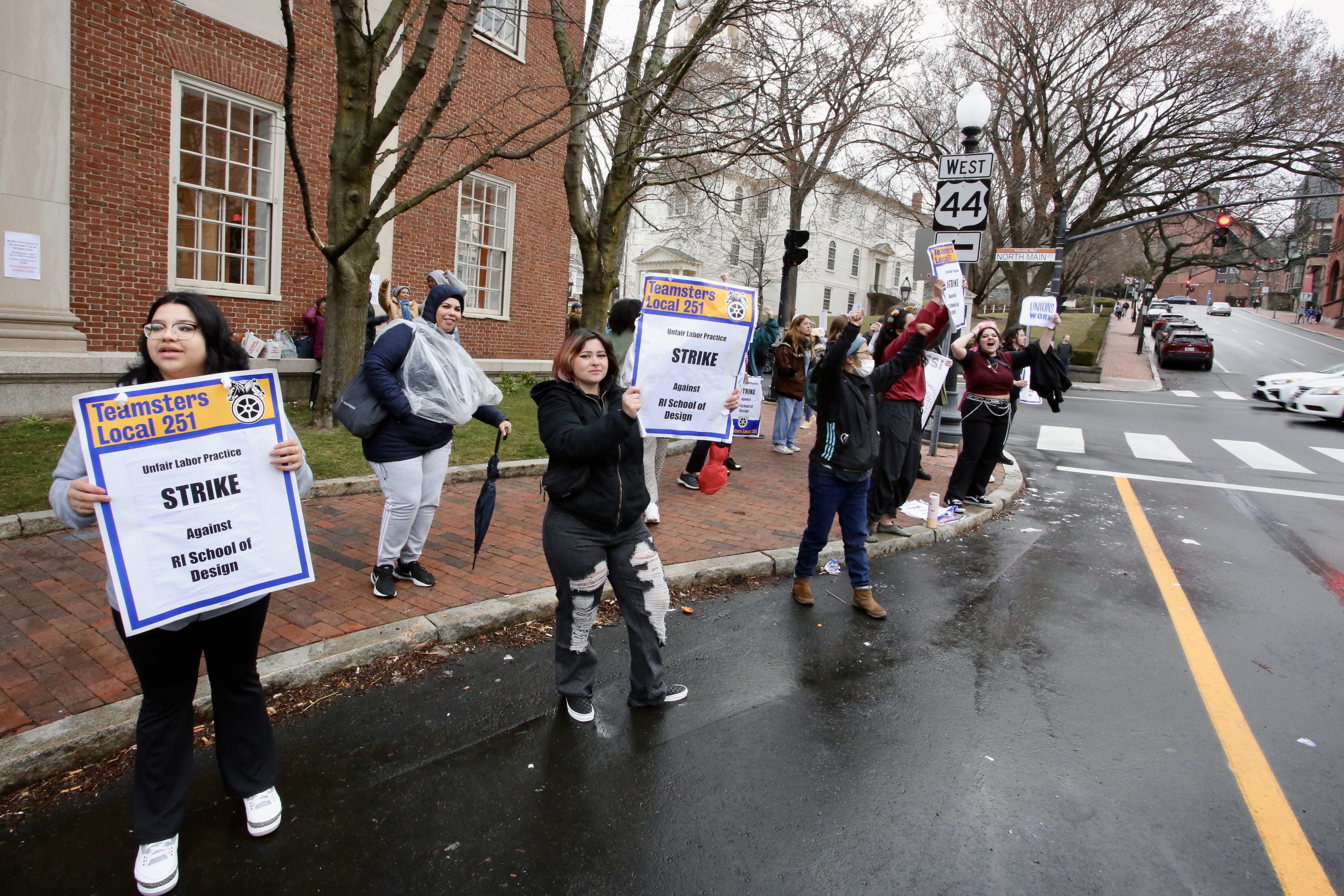 Rhode Island: RISD facilities staff hold one-day strike for better pay