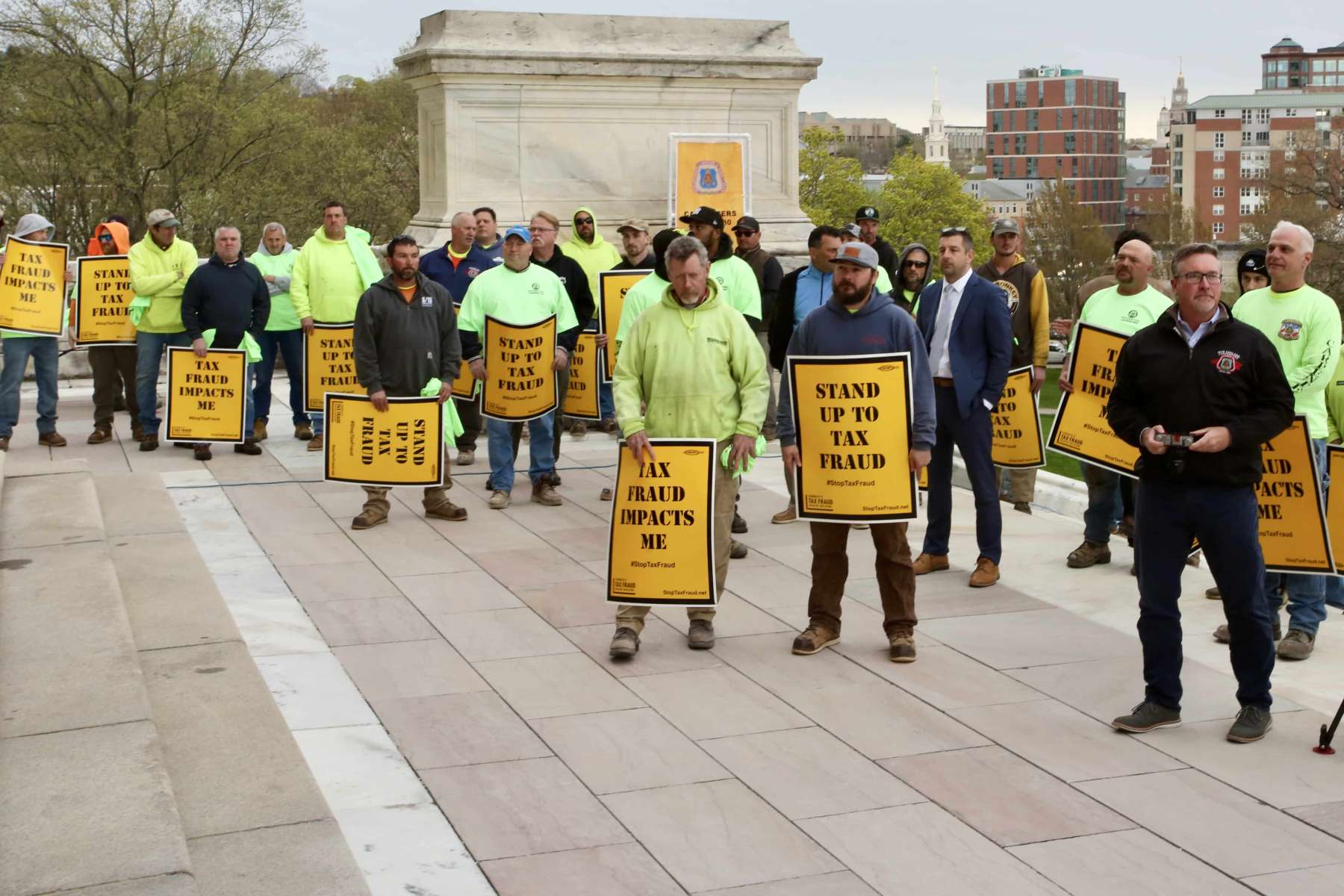 Rhode Island carpenters union fights wage theft & tax fraud at annual tax day of action