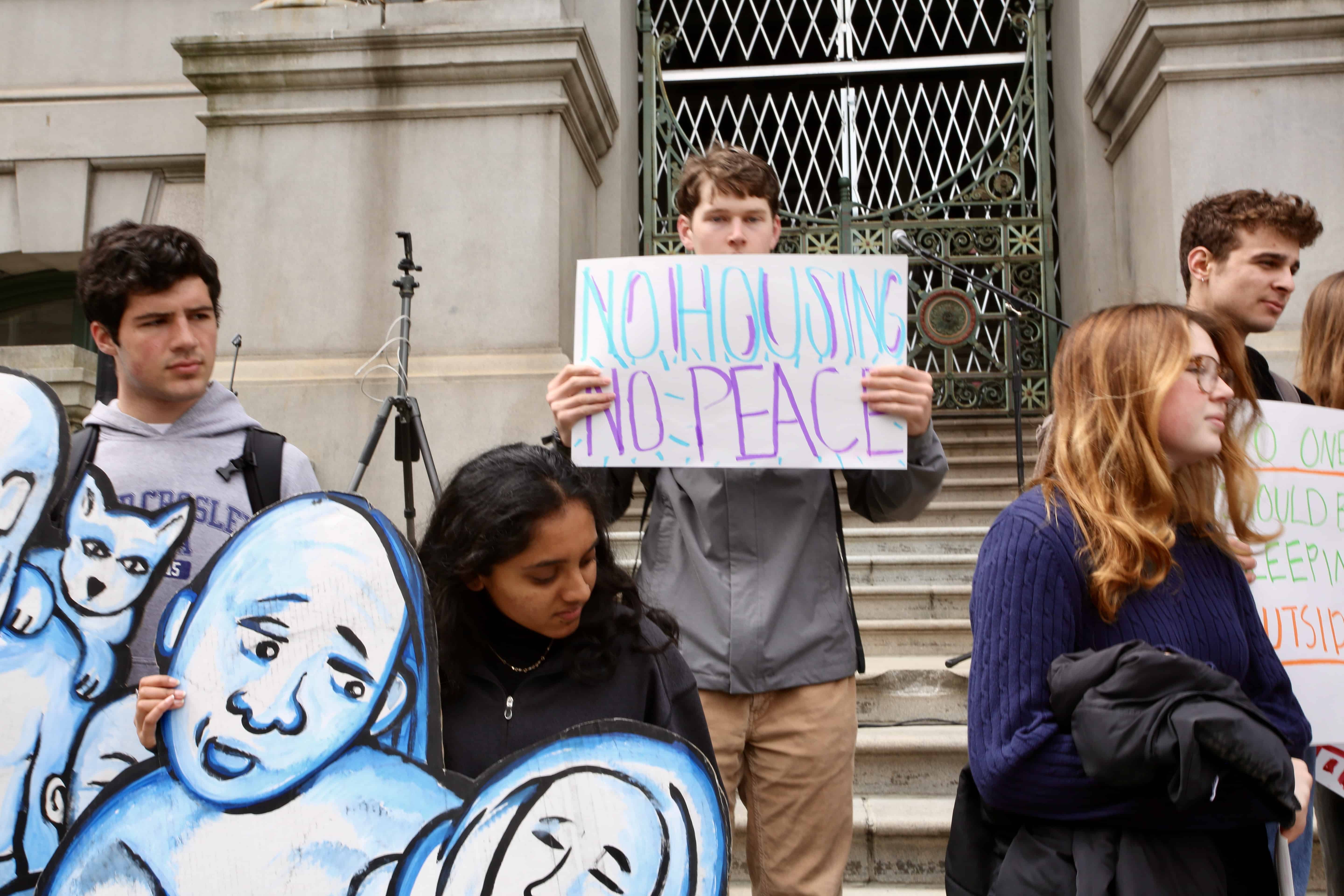 Rhode Island: Advocates call on Providence Mayor Smiley to take action on homelessness